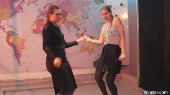 What a Wet and Wonderful World! Screencap 28 on www.sinx.com