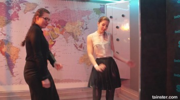 What a Wet and Wonderful World! Screencap 34 on www.sinx.com