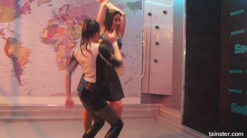 What a Wet and Wonderful World! Screencap 4 on www.sinx.com