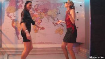 What a Wet and Wonderful World! Screencap 45 on www.sinx.com