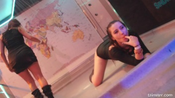 What a Wet and Wonderful World! Screencap 55 on www.sinx.com