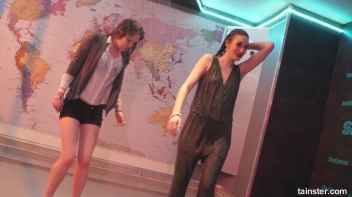 What a Wet and Wonderful World! Screencap 67 on www.sinx.com