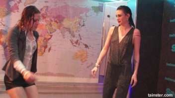 What a Wet and Wonderful World! Screencap 73 on www.sinx.com