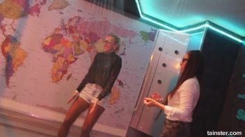 What a Wet and Wonderful World! Screencap 75 on www.sinx.com