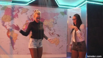 What a Wet and Wonderful World! Screencap 77 on www.sinx.com