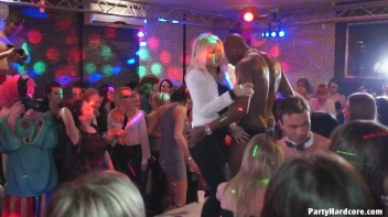 Party Hardcore Gone Crazy Vol. 1 Part 1 - Cam 3 Screencap 30 on www.sinx.com