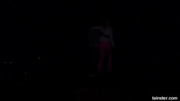 Victoria gets scared so bad she pees her pants Screencap 18 on www.sinx.com