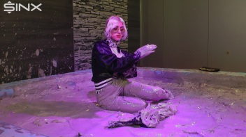 Seductive Blonde Covers Herself In Mud Screencap 39 on www.sinx.com
