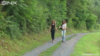Lost Girls Leads To Lovers Quarrel - Cam 2 Screencap 1 on www.sinx.com