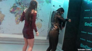 Sensual wet play with hot amateur babes Screencap 54 on www.sinx.com