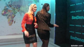 Sensual wet play with hot amateur babes Screencap 72 on www.sinx.com
