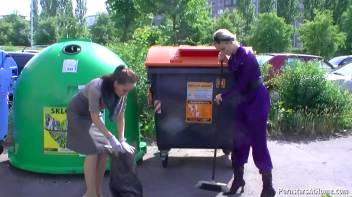 Getting Messy With The Street Cleaner Screencap 6 on www.sinx.com