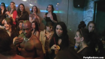 Party Hardcore Gone Crazy Vol. 10 Part 1 - Cam 4 Screencap 20 on www.sinx.com
