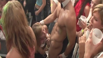 Party Hardcore Vol. 32 Part 1 - Cam 3 Screencap 44 on www.sinx.com