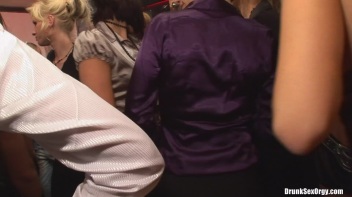 Hard Hat Hos Part 2 - Cam 1 Screencap 32 on www.sinx.com