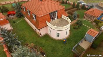 Can You Spray Me Too? Screencap 5 on www.sinx.com