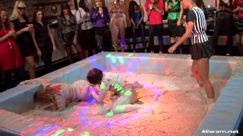 Mud Me Properly Screencap 30 on www.sinx.com