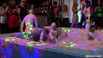 Mud Me Properly Screencap 60 on www.sinx.com