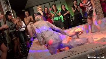 Mud Me Properly Screencap 61 on www.sinx.com