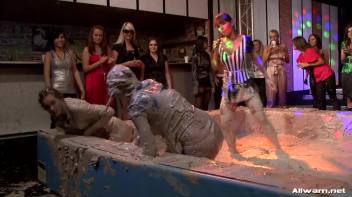 Mud Me Properly Screencap 68 on www.sinx.com