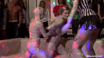 Mud Me Properly Screencap 74 on www.sinx.com