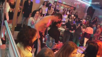 Party Hardcore Gone Crazy Vol. 27 Part 1 - Cam 2 Screencap 52 on www.sinx.com