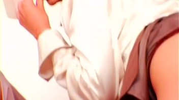 Caught in a Yellow Downpour Screencap 63 on www.sinx.com