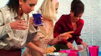 Fully Clothed Jell-O Nastiness Screencap 15 on www.sinx.com