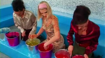 Fully Clothed Jell-O Nastiness Screencap 18 on www.sinx.com