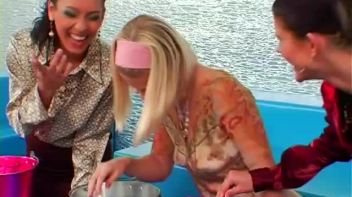 Fully Clothed Jell-O Nastiness Screencap 2 on www.sinx.com