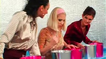 Fully Clothed Jell-O Nastiness Screencap 3 on www.sinx.com