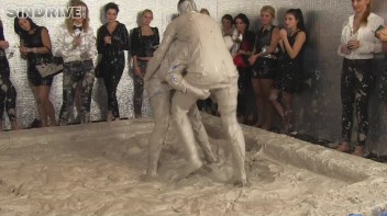 Muddy Wrestling: Nicole Vice vs. Valentina Ross Screencap 32 on www.sinx.com