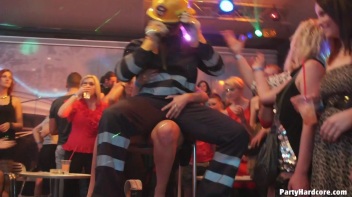 Party Hardcore Gone Crazy Vol. 10 Part 3 - Cam 1 Screencap 104 on www.sinx.com