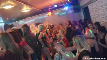 Party Hardcore Gone Crazy Vol. 10 Part 3 - Cam 1 Screencap 30 on www.sinx.com