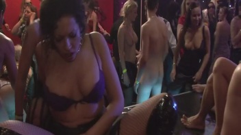 Raunch Auction Part 3 - Main Edit Screencap 10 on www.sinx.com