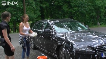 Catfight At The Carwash Screencap 24 on www.sinx.com