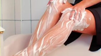 Shaving Taken a Bit Too Far Screencap 55 on www.sinx.com