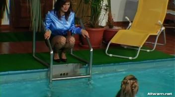 Soaked Wetlook Lovers Screencap 5 on www.sinx.com