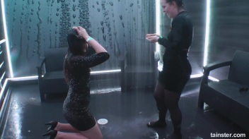 Scandalous Shower Time, Hot Little Sluts Having Fun Screencap 3 on www.sinx.com