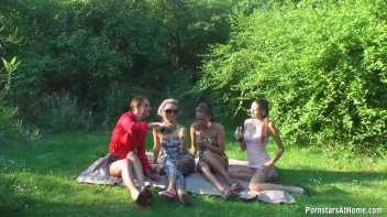 Oiled up Sluts Part Cam 2 Screencap 1 on www.sinx.com