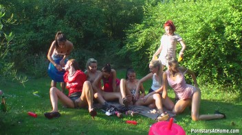 Oiled up Sluts Part Cam 2 Screencap 42 on www.sinx.com