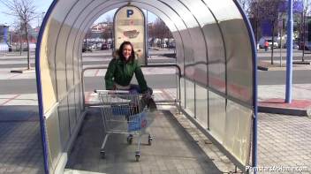 Shopping For A Blowjob Screencap 104 on www.sinx.com