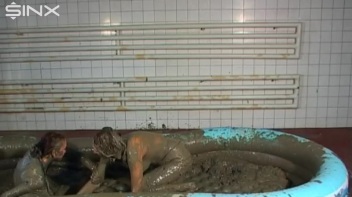 WAM Babes Catfight And Wrestle In The Mud Screencap 30 on www.sinx.com