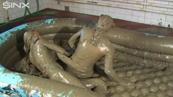 WAM Babes Catfight And Wrestle In The Mud Screencap 53 on www.sinx.com