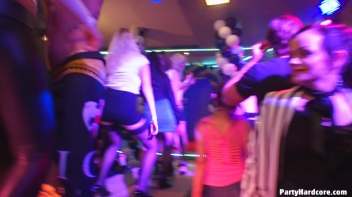 Party Hardcore Gone Crazy Vol. 37 Part 3 - Cam 1 Screencap 24 on www.sinx.com
