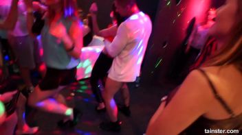 Fanatic Fuckfriends Part 6 - Lesbian Cam Screencap 57 on www.sinx.com