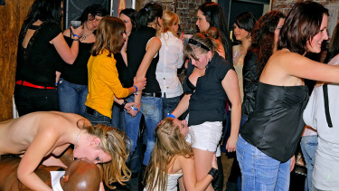 Latest deal - Party Hardcore Vol. 48 Part 2 - Cam 3