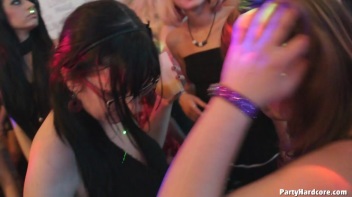 Party Hardcore Gone Crazy Vol. 10 Part 4 - Cam 1 Screencap 45 on www.sinx.com