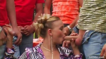 Kikki's Tight Pussy Delights Screencap 10 on www.sinx.com