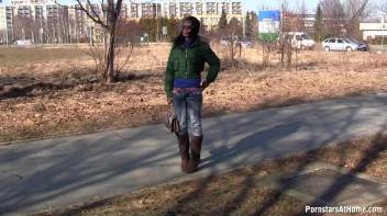 Doesn't Get Any More Public Than This Piss Screencap 10 on www.sinx.com